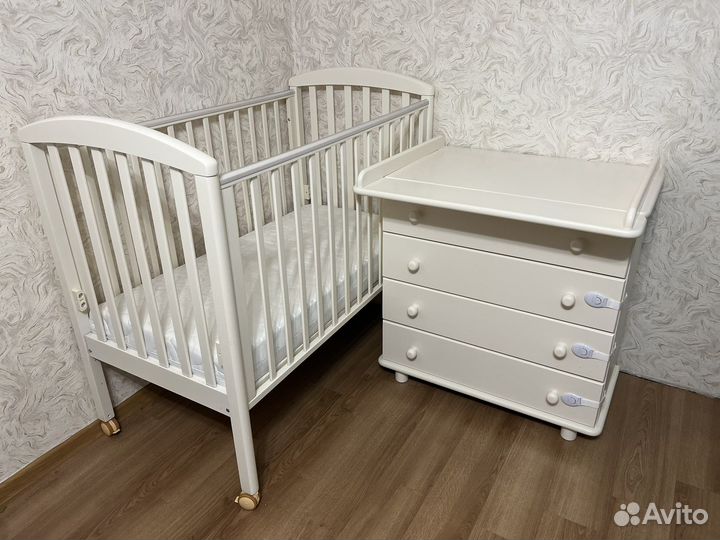 Детский комод из массива