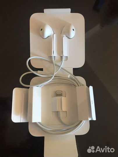 Наушники earpods