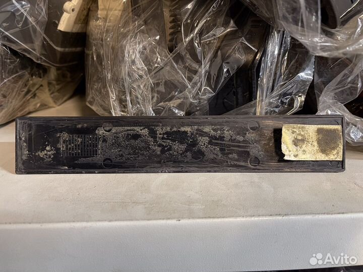 Эмблема Mercedes MB100D