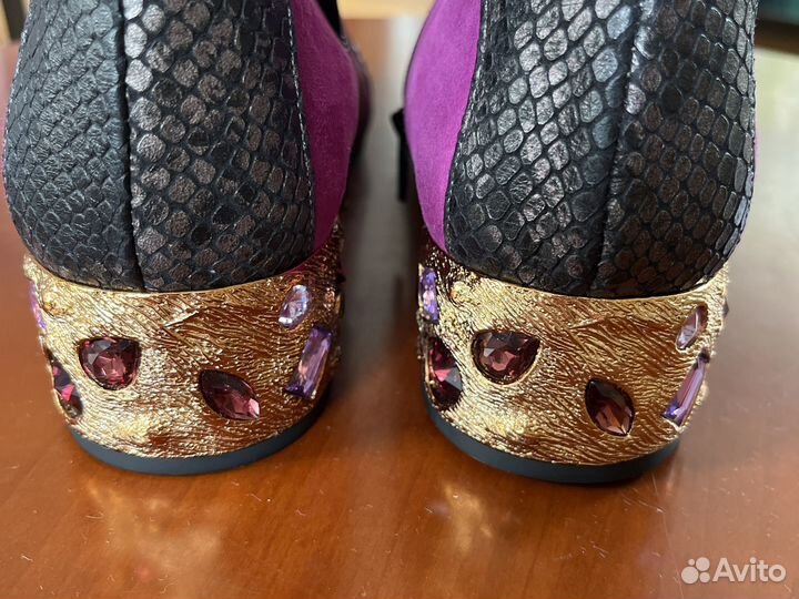 Rebeca Sanver, натуральная кожа, 40р., новые