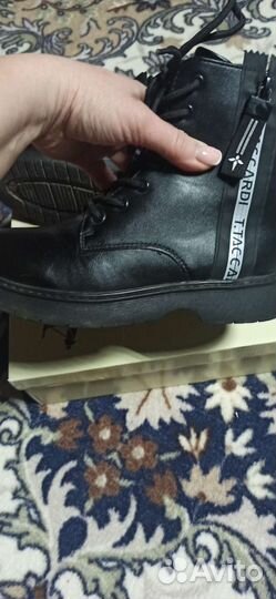 Ботинки на девочку 35 размер
