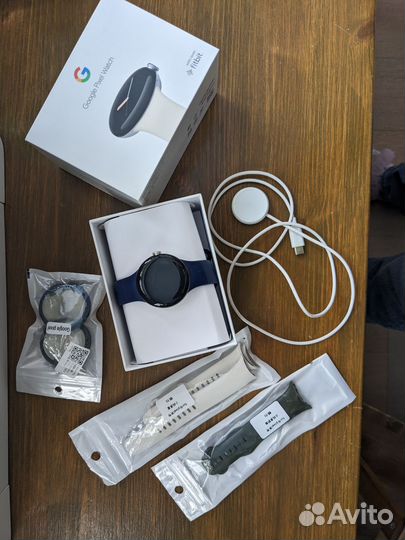 Часы Google Pixel watch