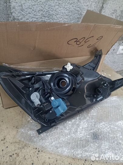 Фара передняя левая