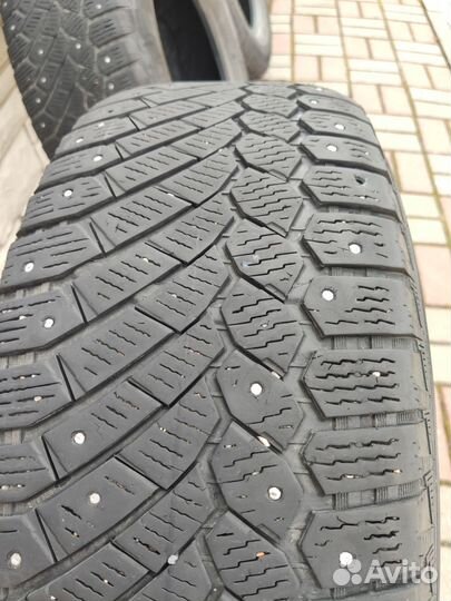 Continental ContiIceContact 4x4 235/65 R17 108T