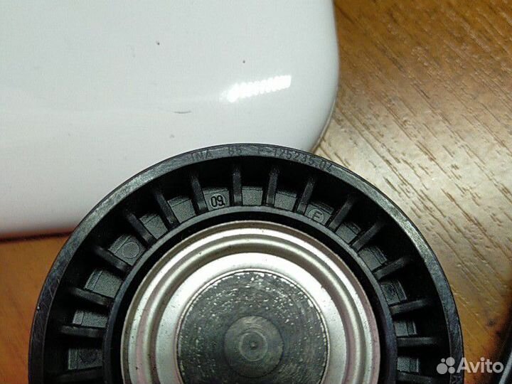 Ролик натяжной Рено Меган 2