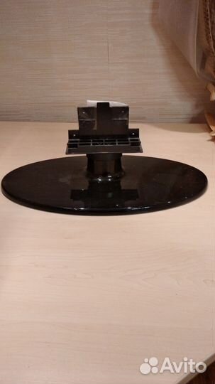 Подставка под телевизор