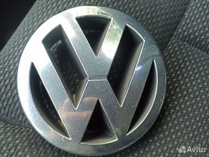 Эмблема volkswagen passat b5