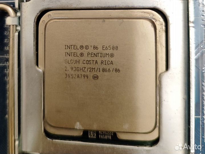 Материнская плата ASRock