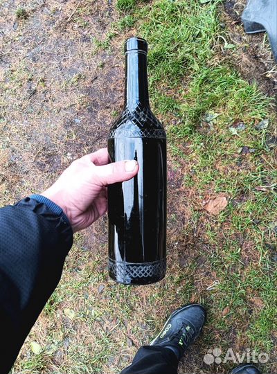 Бутылки старинные коллекционные