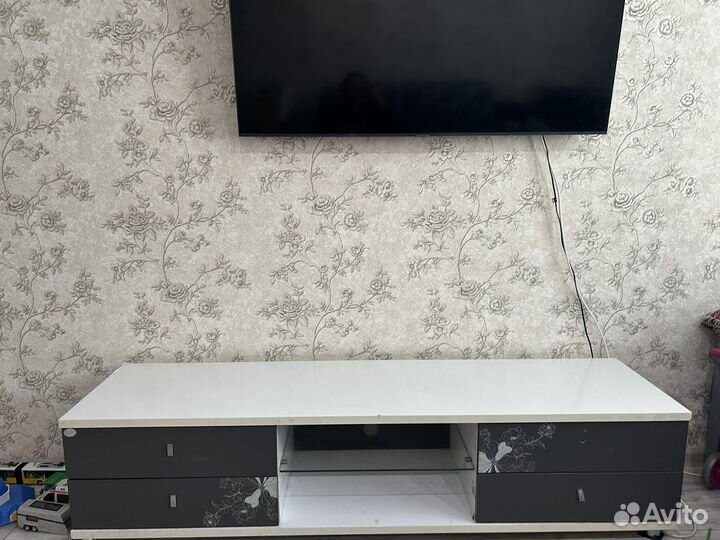 Тумба под тв