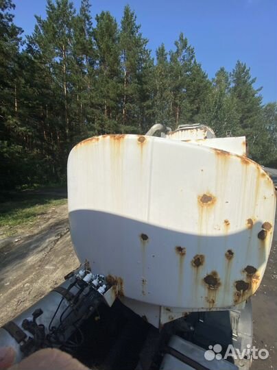 Полуприцеп бензовоз ГрАЗ 96222-0000010, 2015