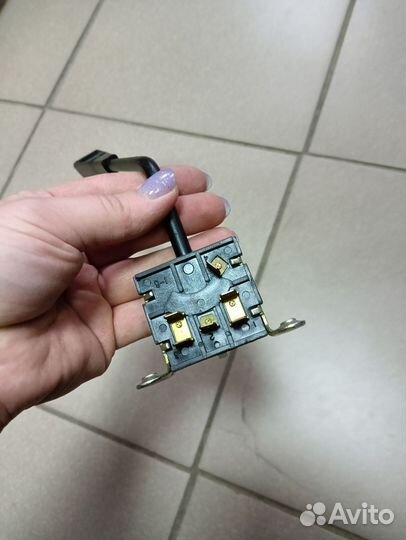 Переключатель подрулевой Волга 2410/31029