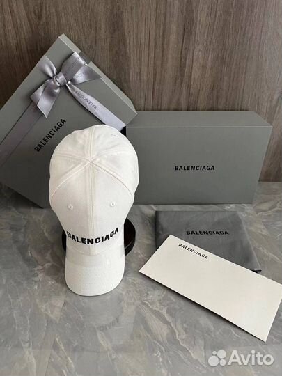 Бейсболка Balenciaga