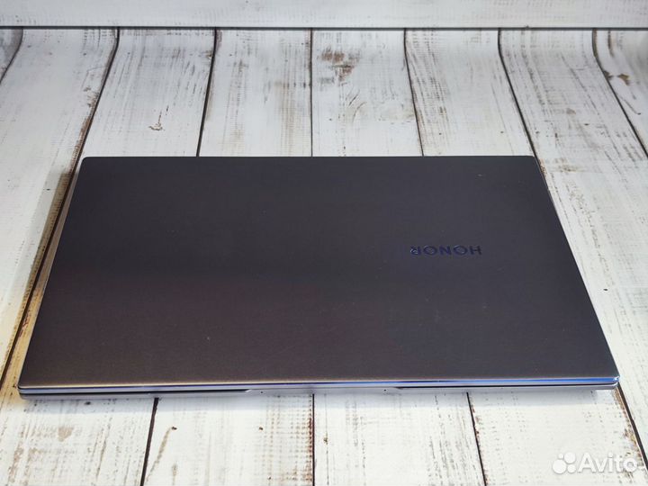 Honor magicbook 14 ryzen 5 8gb ssd256