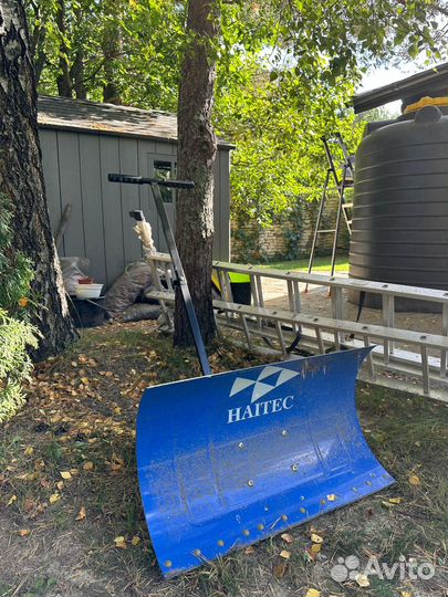 Лопата для уборки снега