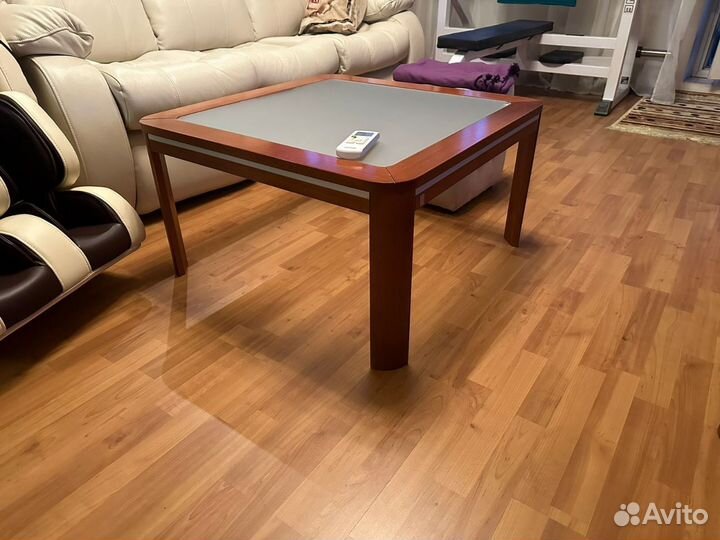 Журнальный столик