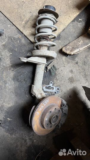 Стойка правая Opel astra f