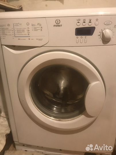 Стиральная машина indesit