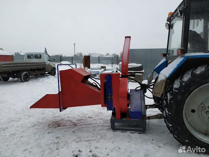 Измельчитель древесины на трактор / Щепорез