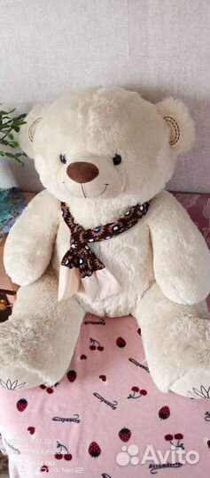 Плюшевый медведь 65см