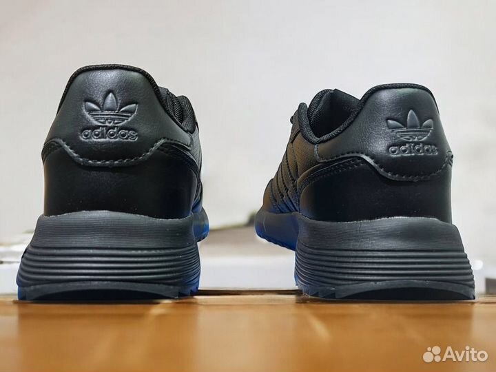 Кожаные кроссовки Adidas classic мужские