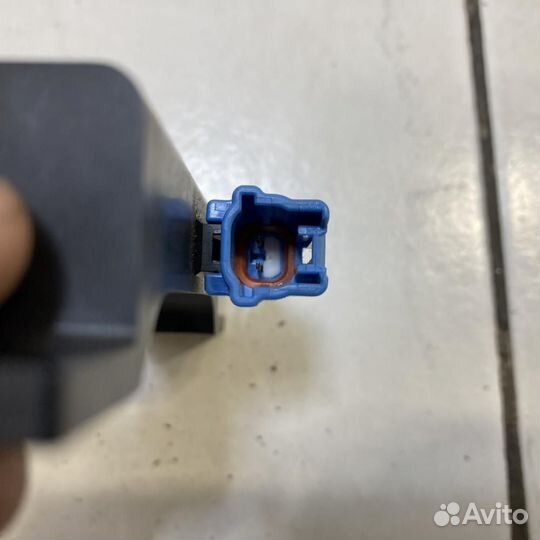 Антенна бесключевого доступа Infiniti M M25 M37 M5