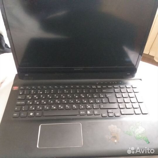 Sony Vaio SVE171E13V (intel core i7/8Gb)