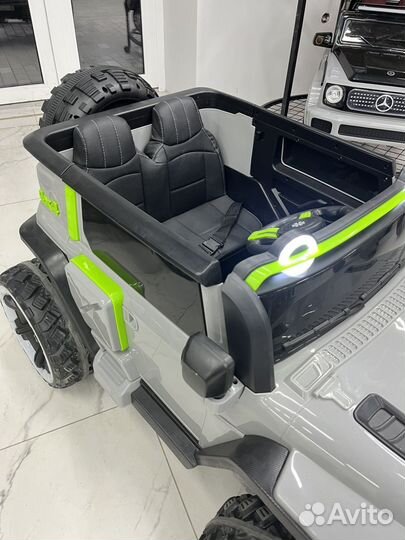 Детский электромобиль двухместный