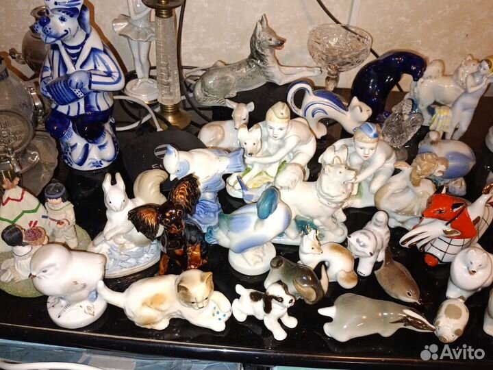 Фарфоровые статуэтки