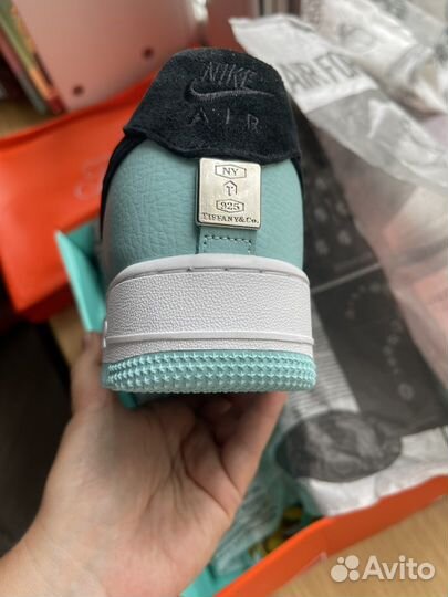 Nike tiffany