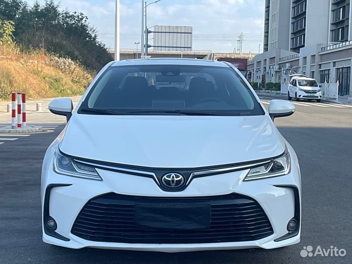 Toyota Corolla 1.5 CVT, 2021, 27 000 км