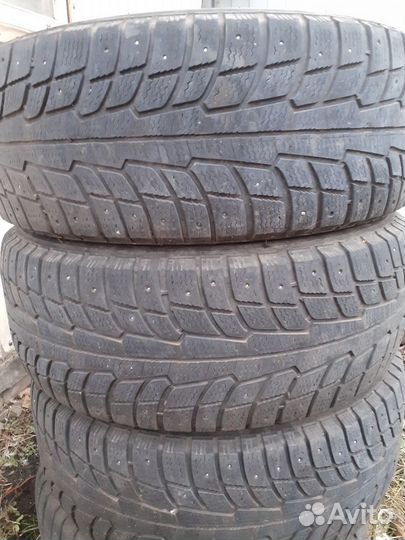 Advance AR217 235/60 R17