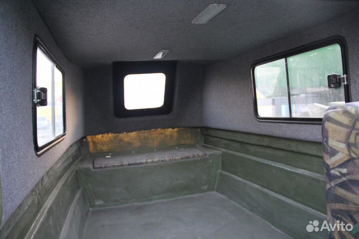 Лодка каютная Каспий 90 производство RiverBoat