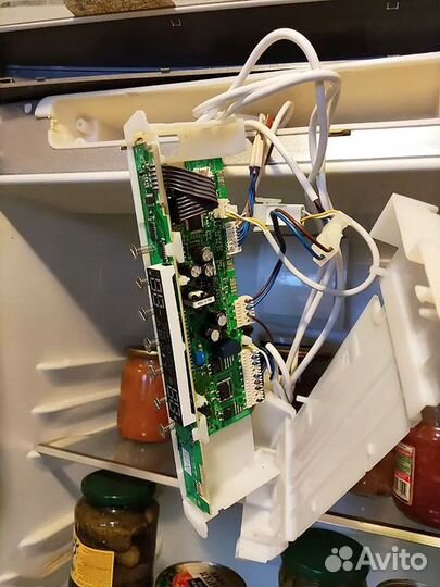 Ремонт стиральных машин и холодильников