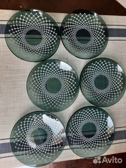 Тарелки десертные ссср,стекло