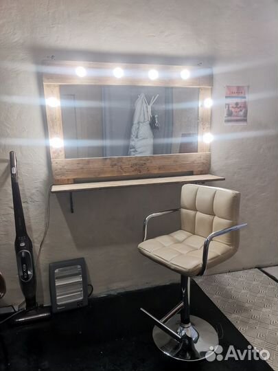 Гримерное зеркало