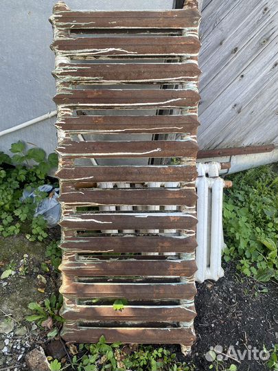 Батарея чугунная