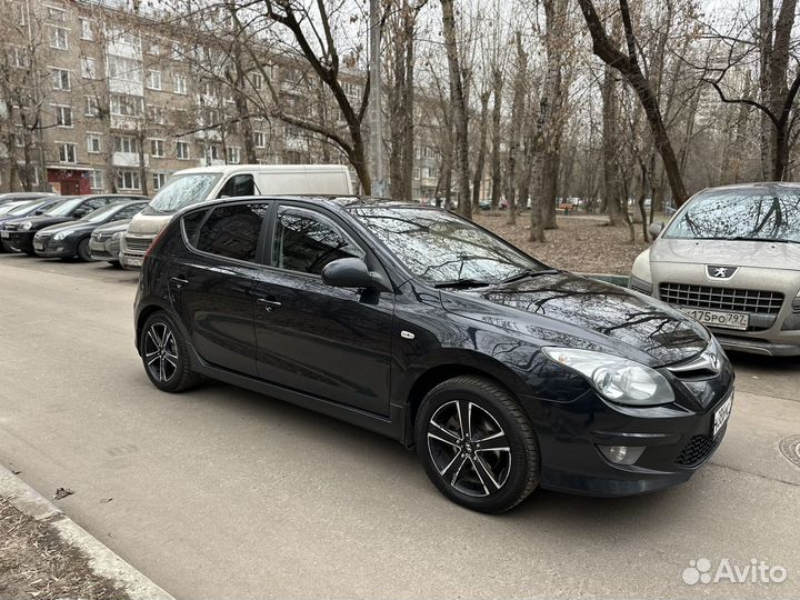 Hyundai i30 1.6 AT, 2010, 190 000 км