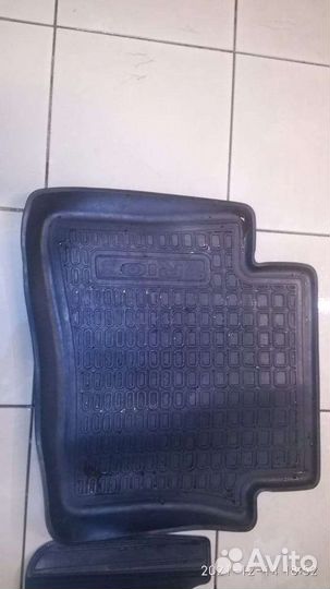 Коврики задние на Kia Rio