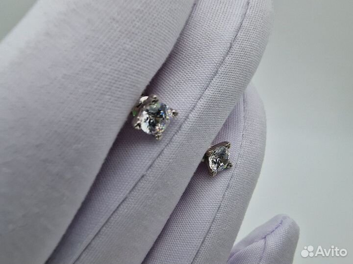 Пара серёг 585 пробы. Рассрочка
