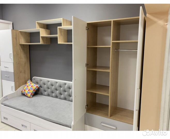 Кровать. Детская комната. Мебель на заказ