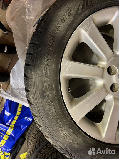 Dunlop Grandtrek Ice 02 285/50 R20 116T