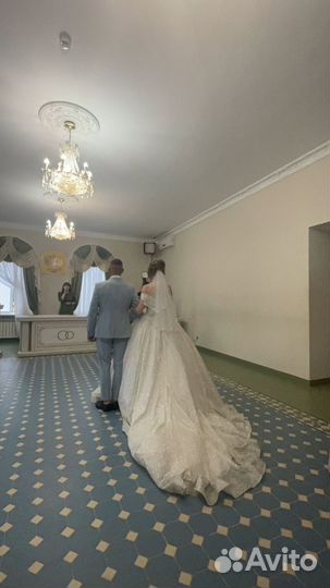 Свадебное платье