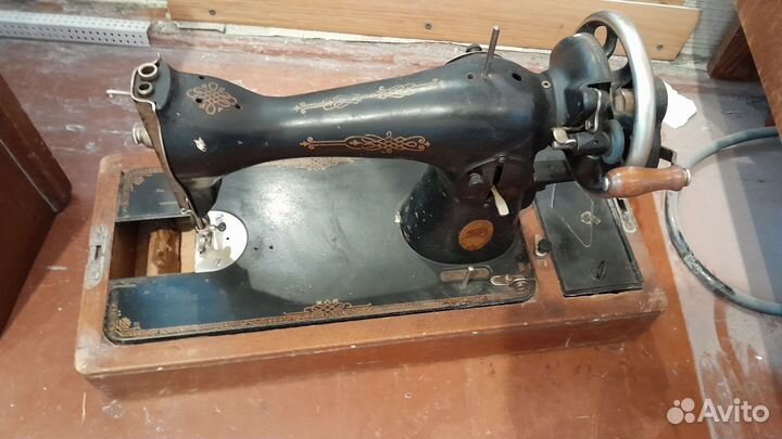 Швейная машинка подольская ручная