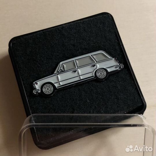 Ваз 2102 значок лимитированный 150 шт