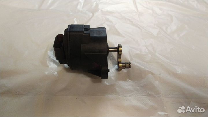 Шаговый двигатель турбины volvo XC90 2015- XC60