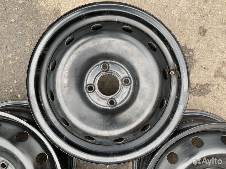 Диски R15 4x100 ET50 Nissan Renault