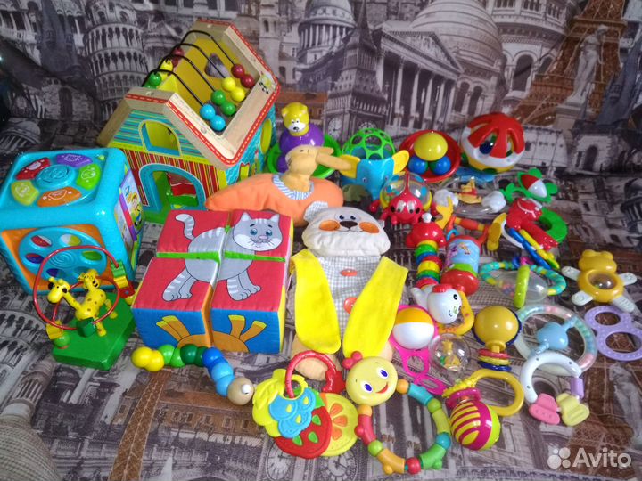 Детские игрушки, погремушки