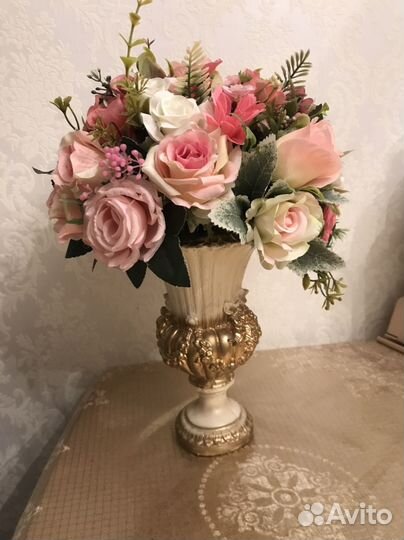 Ваза с цветами