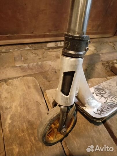 Трюковой самокат